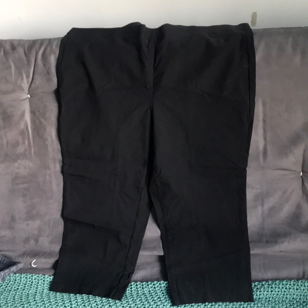 Womens Fashion Bug slip on capri pants